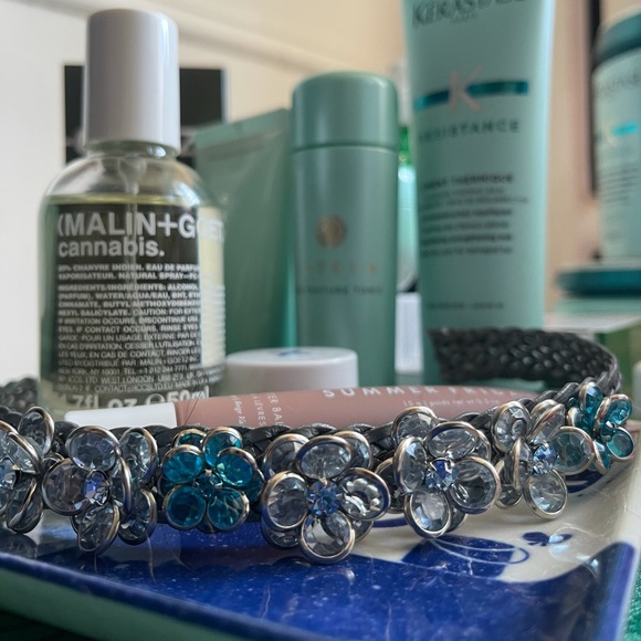 SILVER & BLUE SWAROVSKI CHOKER NECKLACE - Picture 7 of 8